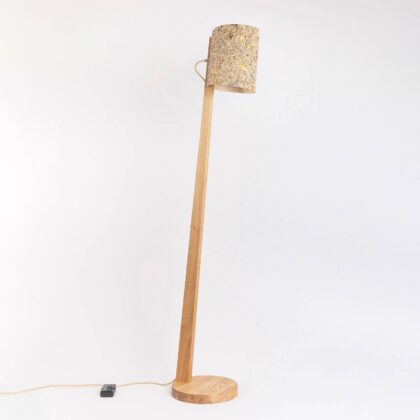 Levné svítidlo od značky Almut von Wildheim dub přírodní/multicolor dubové dřevo/seno s květy alpské louky