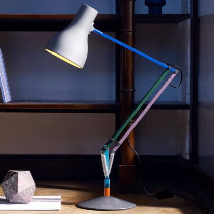 Levné svítidlo od značky Anglepoise barevná/tmavě šedá hliník/železo/ocel/chrom