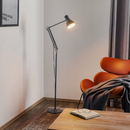 Levné svítidlo od značky Anglepoise břidlicově šedá železo/hliník