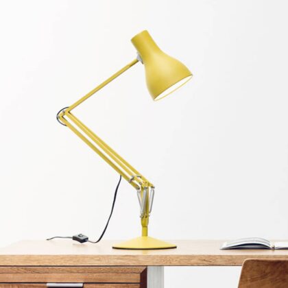 Levné svítidlo od značky Anglepoise žlutá hliník