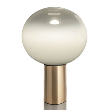 Levné svítidlo od značky Artemide mosaz satinovaná/bílá kov/sklo