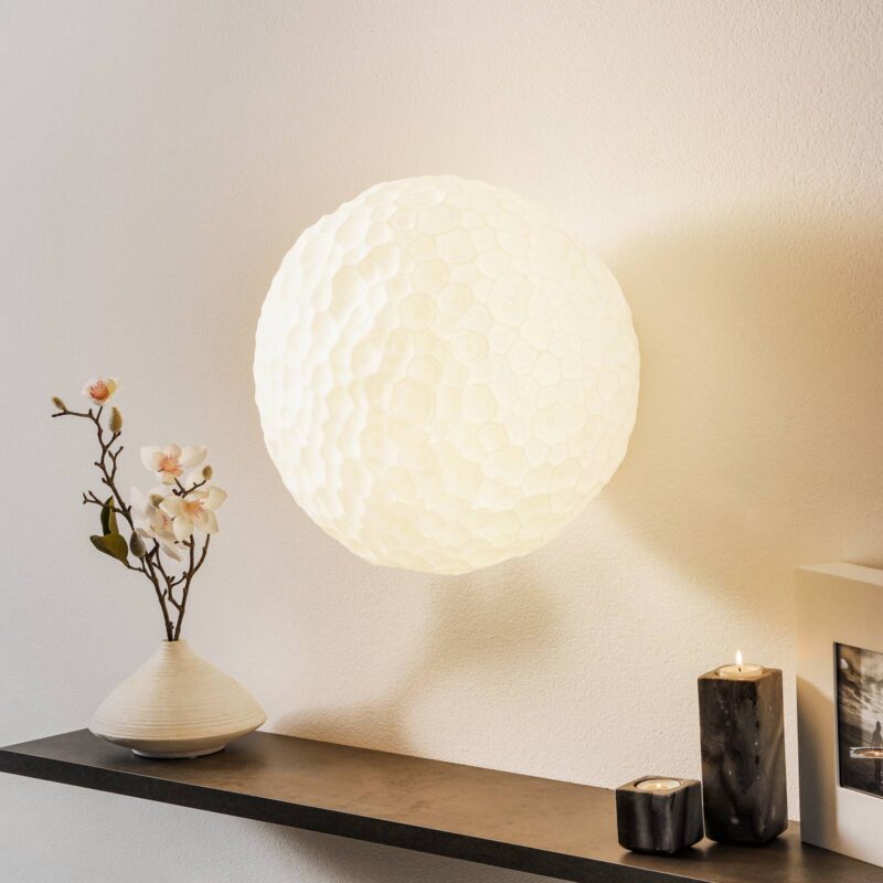 Levné svítidlo od značky Artemide opál sklo/plast/kov
