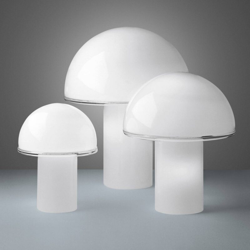 Levné svítidlo od značky Artemide bílé sklo