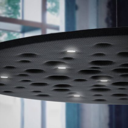 Levné svítidlo od značky Artemide černé recyklovaný polyester