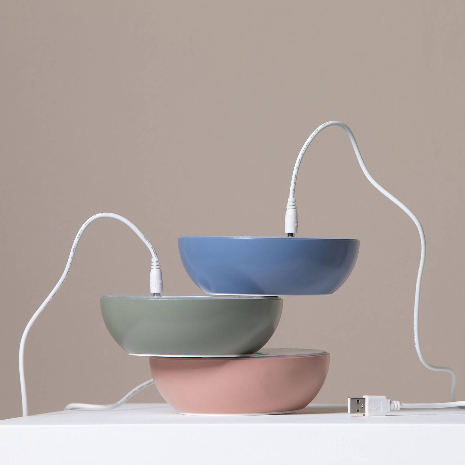 Levné světlo Axo Light Designová stolní lampa Axolight Float LED Levné svítidlo od značky Axo Light zelená Hliník/nerezová ocel/plast