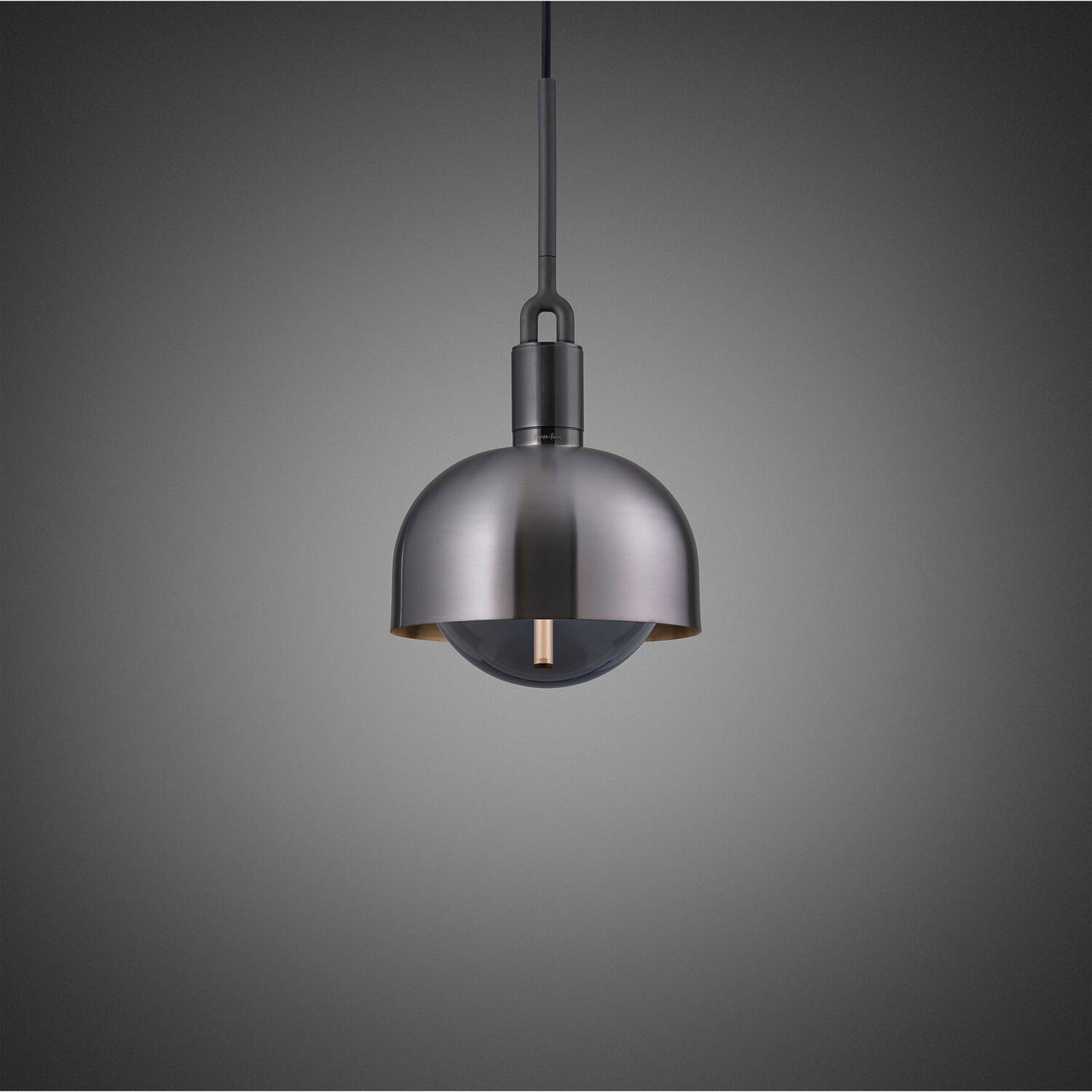 Levné světlo Buster + Punch Vidlička Gunmetal/kouřové sklo Ø 25cm Levné svítidlo od značky Buster + Punch tmavě šedá/kouřově šedá ocel/sklo