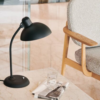Levné svítidlo od značky FRITZ HANSEN černá ocel/mosaz pochromovaná