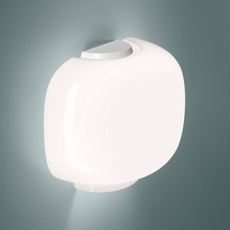 Levné svítidlo od značky Foscarini opálová/bílá sklo foukané/kov