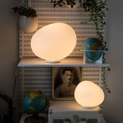 Levné svítidlo od značky Foscarini bílý satinovaný sklo foukané/kov