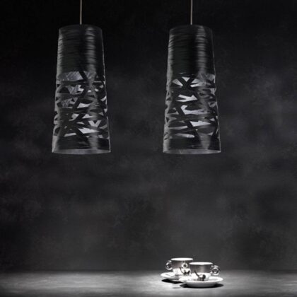 Levné svítidlo od značky Foscarini černá kompozitní materiál ze skleněných vláken/kov pochromovaný/hliník