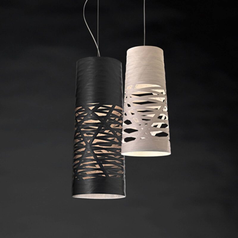 Levné svítidlo od značky Foscarini bílá kompozitní materiál ze skleněných vláken/kov pochromovaný/hliník