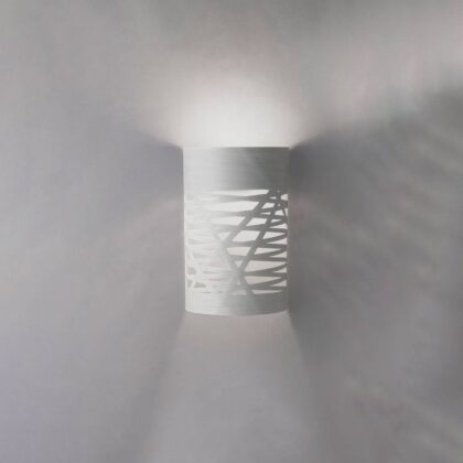 Levné svítidlo od značky Foscarini bílá kompozitní materiál ze skleněných vláken/kov/hliník
