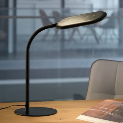 Levné svítidlo od značky JUST LIGHT. černá plast
