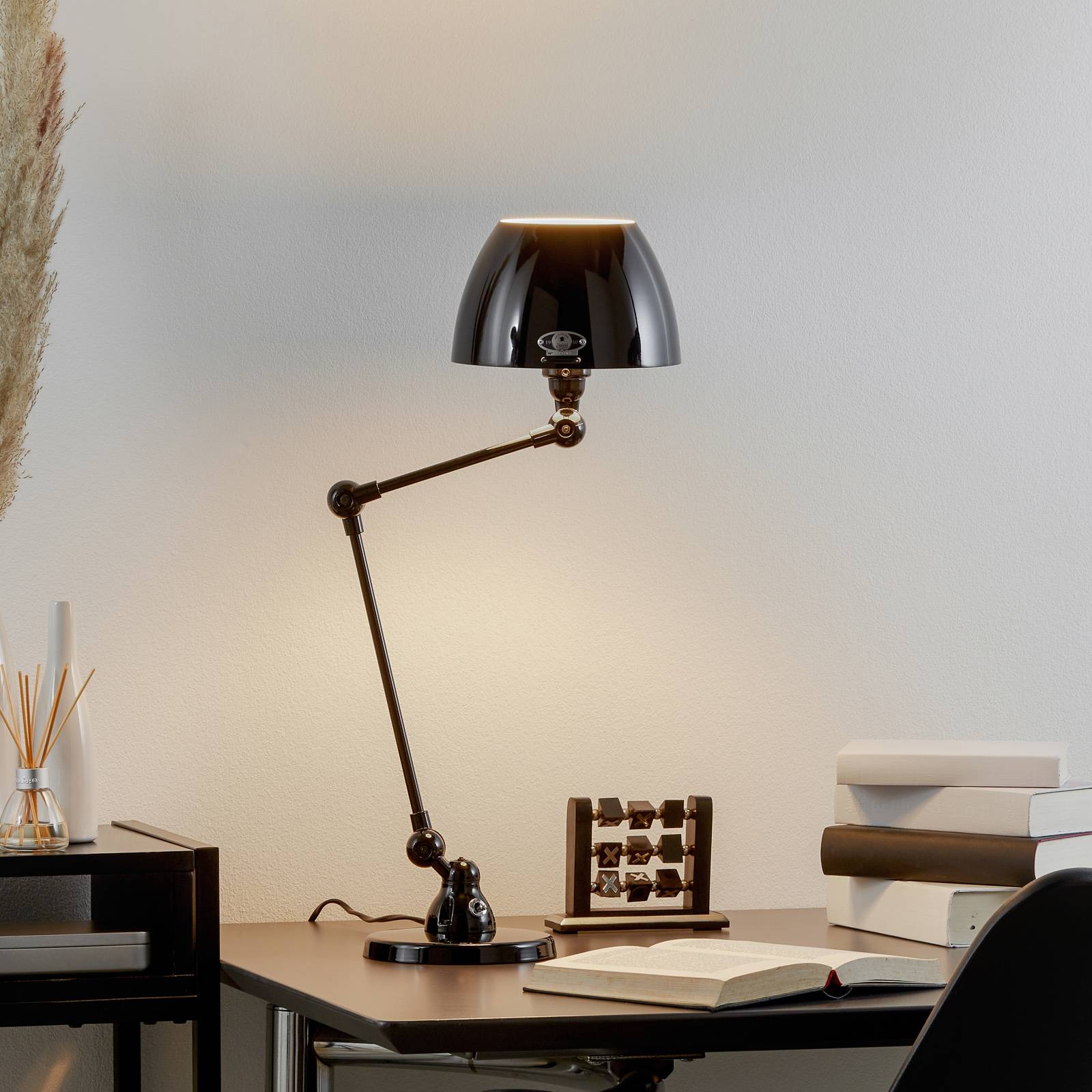 Levné světlo Jieldé Aicler AIC373 stolní lampa Levné svítidlo od značky Jieldé černé hliník/ocel
