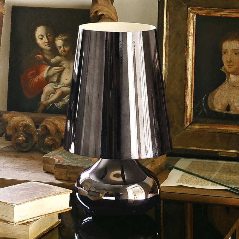 Levné svítidlo od značky Kartell platinová metalíza ABS