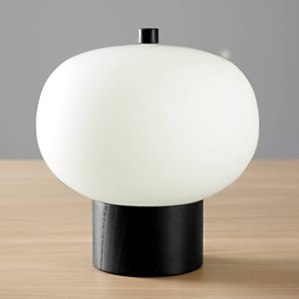 Levné svítidlo od značky LEDS-C4 jasan tmavý/bílá opálová dřevo/sklo
