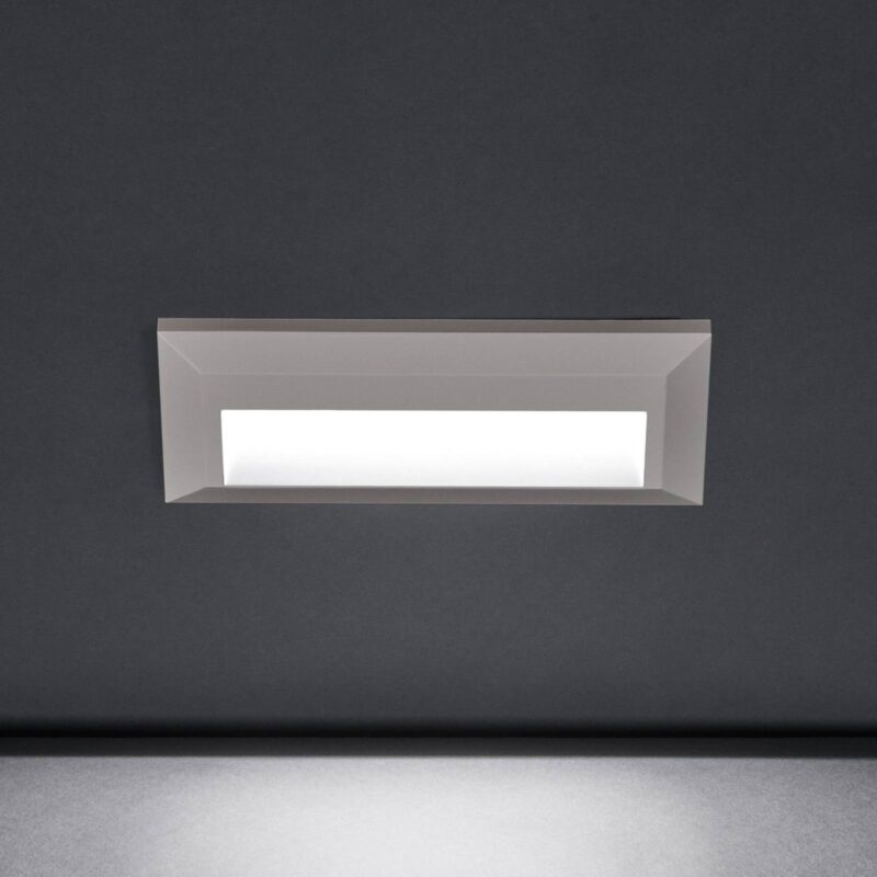 Levné svítidlo od značky LEDS-C4 šedá polykarbonát/ABS