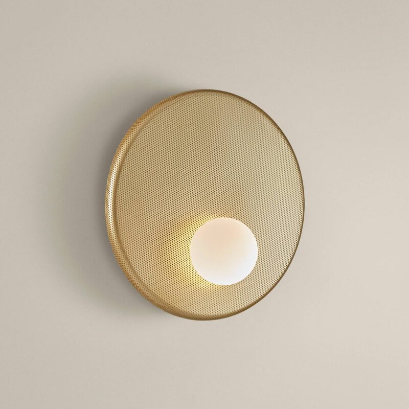Levné svítidlo od značky LEDS-C4 matná zlatá/opálová hliník/ocel/sklo