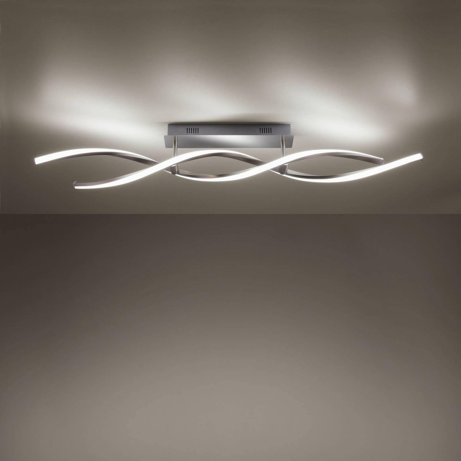 Levné světlo LOLA Smart LED stropní svítidlo LOLAsmart Swing Levné svítidlo od značky LOLA Smart stříbrná/opál mražený železo/hliník/plast