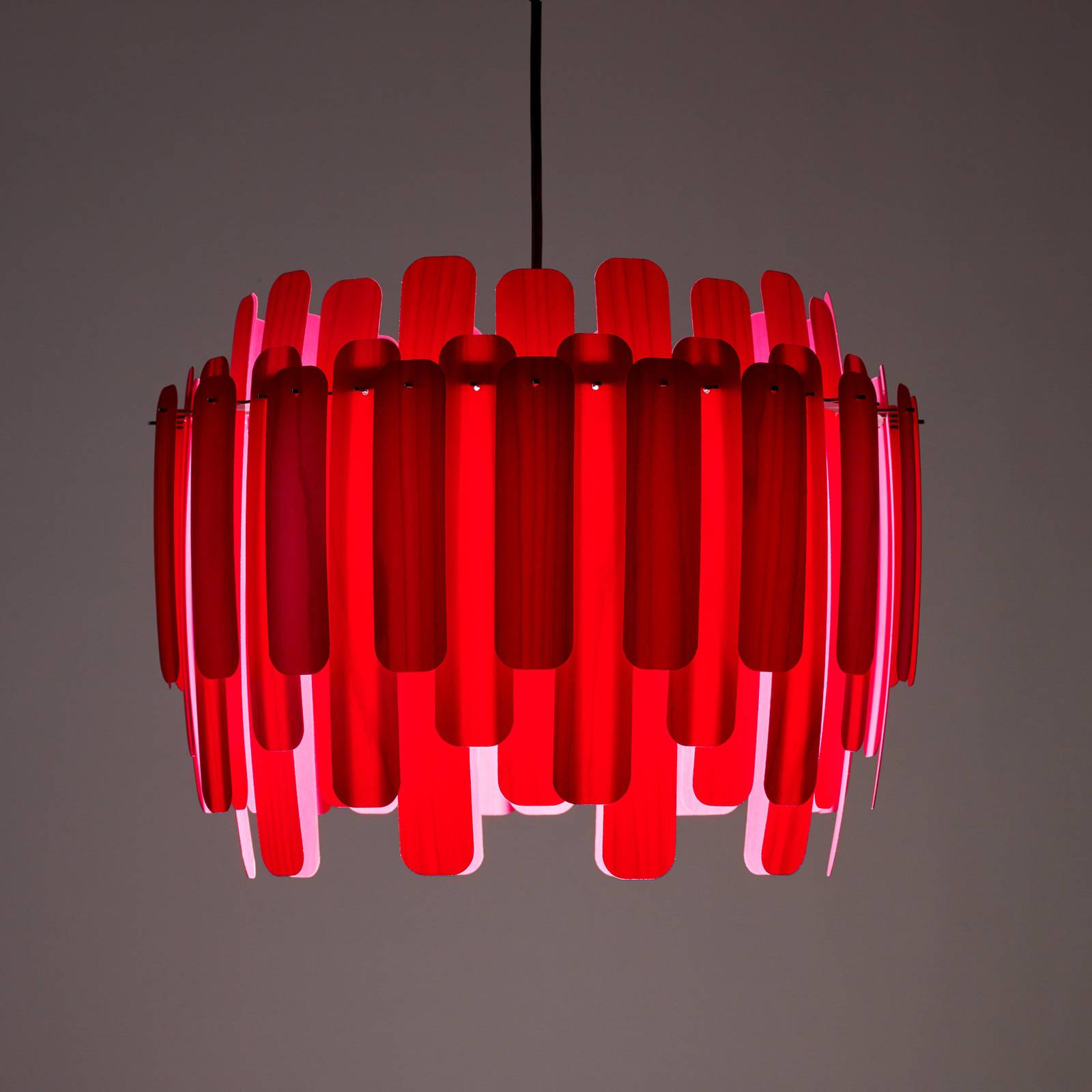 Levné světlo LZF LamPS Maruja dřevěné závěsné světlo Levné svítidlo od značky LZF LamPS červená dřevěná dýha/kov/plast