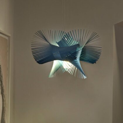 Levné svítidlo od značky LZF LamPS modrá dřevěná dýha/kov