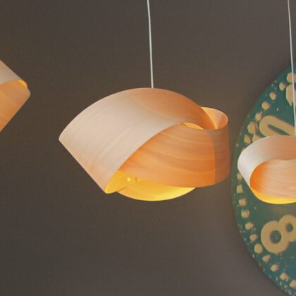 Levné svítidlo od značky LZF LamPS buk dřevěná dýha/kov