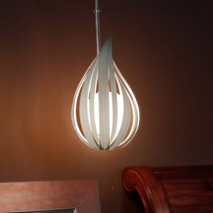 Levné svítidlo od značky LZF LamPS slonovina dřevěná dýha/sklo/kov