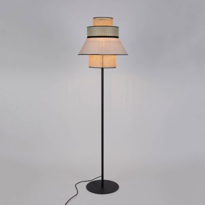 Levné svítidlo od značky MARKET SET písková/alge/světlé dřevo/černá kov/textil/ratan