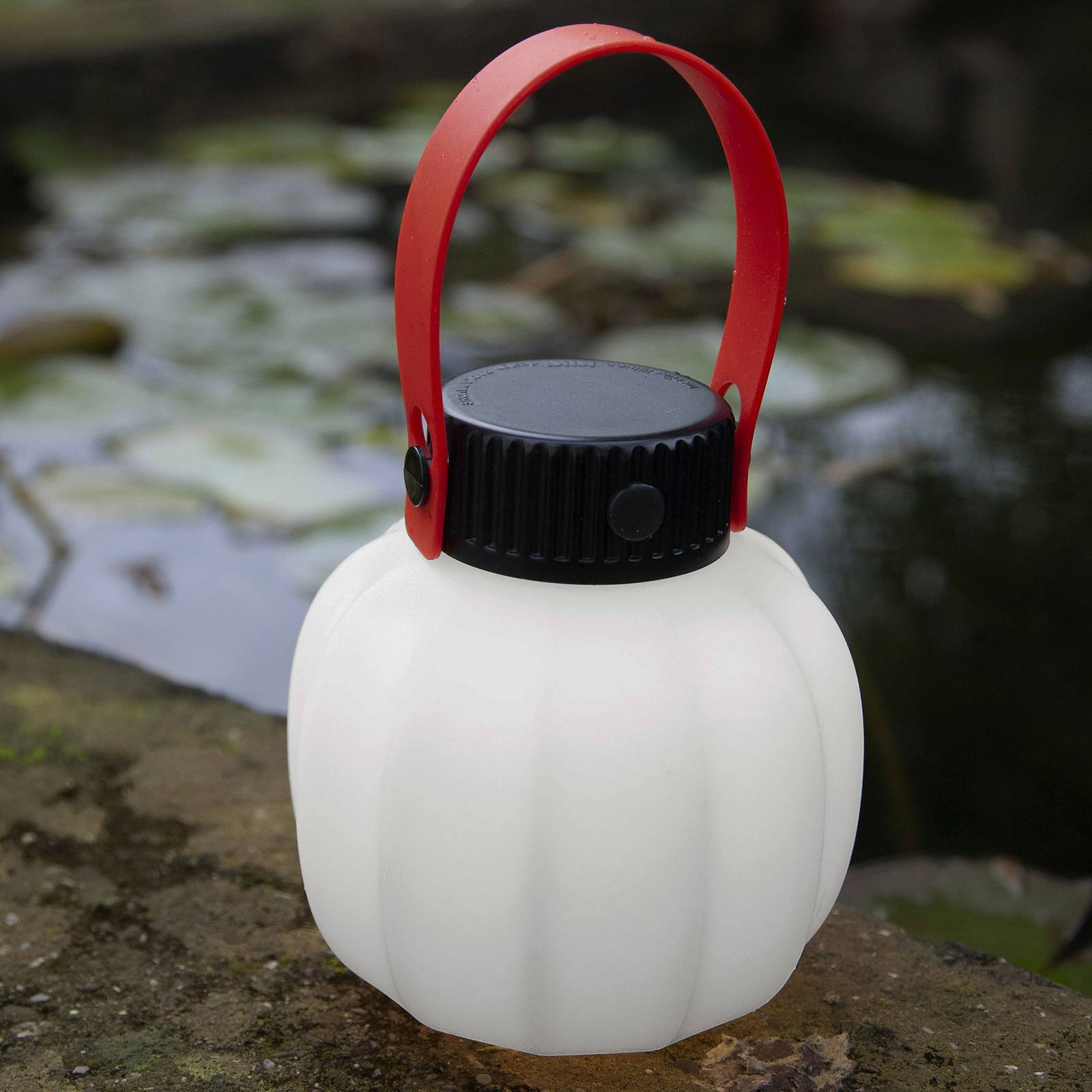 Levné světlo Martinelli Luce Kiki LED stolní lampa IP65 USB Levné svítidlo od značky Martinelli Luce bílý/černý litá pryskyřice/plast/silikon