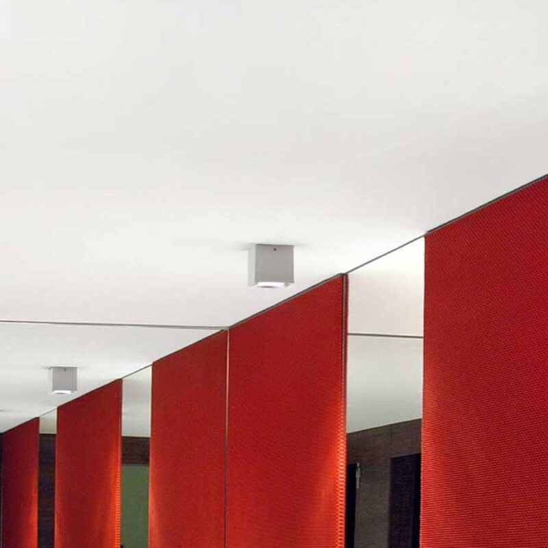 Levné svítidlo od značky Milan Iluminación bílá hliník