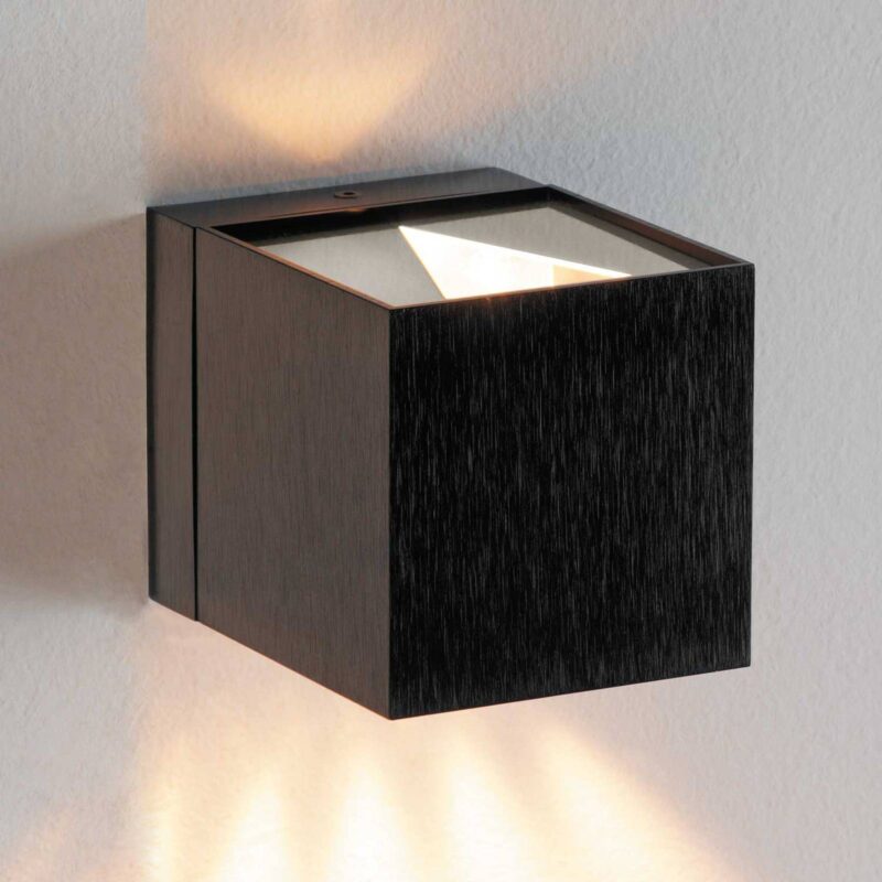 Levné svítidlo od značky Milan Iluminación Černá hliník