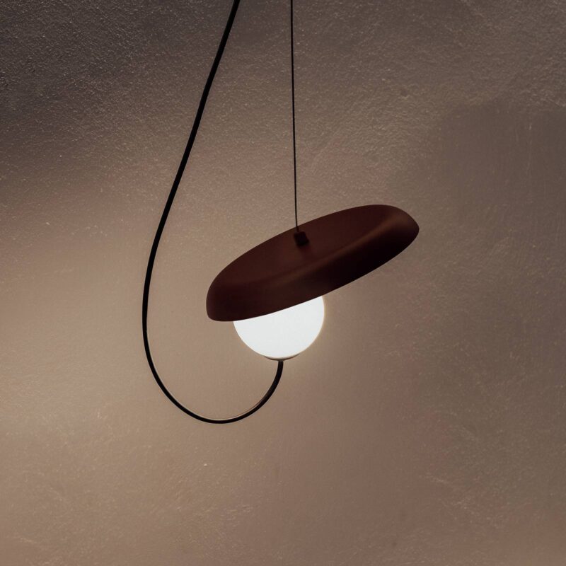 Levné svítidlo od značky Milan Iluminación antracitová (RAL 7016)/šedá/opálová Ocel/plsť/sklo