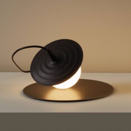 Levné svítidlo od značky Milan Iluminación antracit (RAL 7016)/opálová hliník/ocel/sklo