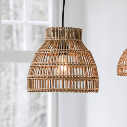 Levné svítidlo od značky PR Home světlé dřevo/černá ratan/plast