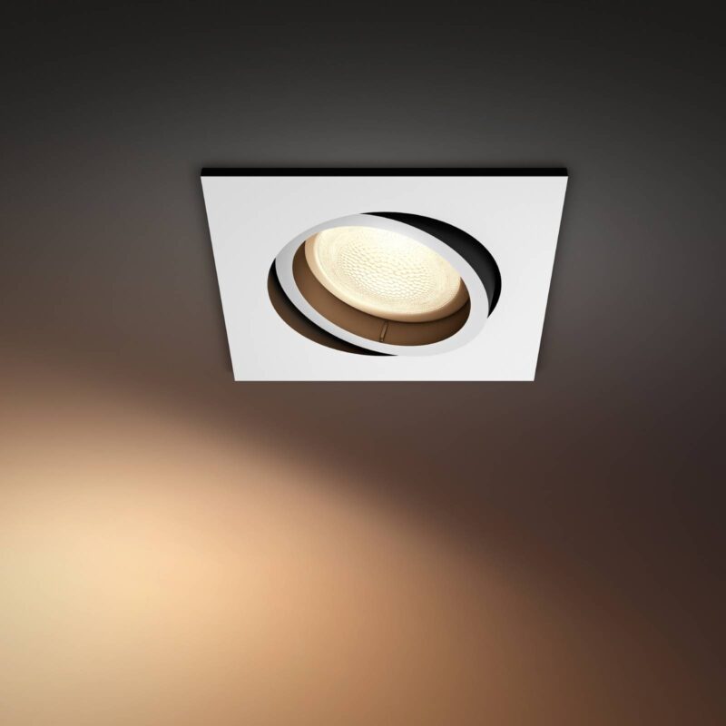Levné svítidlo od značky Philips Hue bílá plast