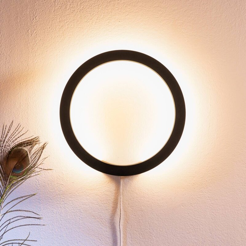 Levné svítidlo od značky Philips Hue černá hliník/plast