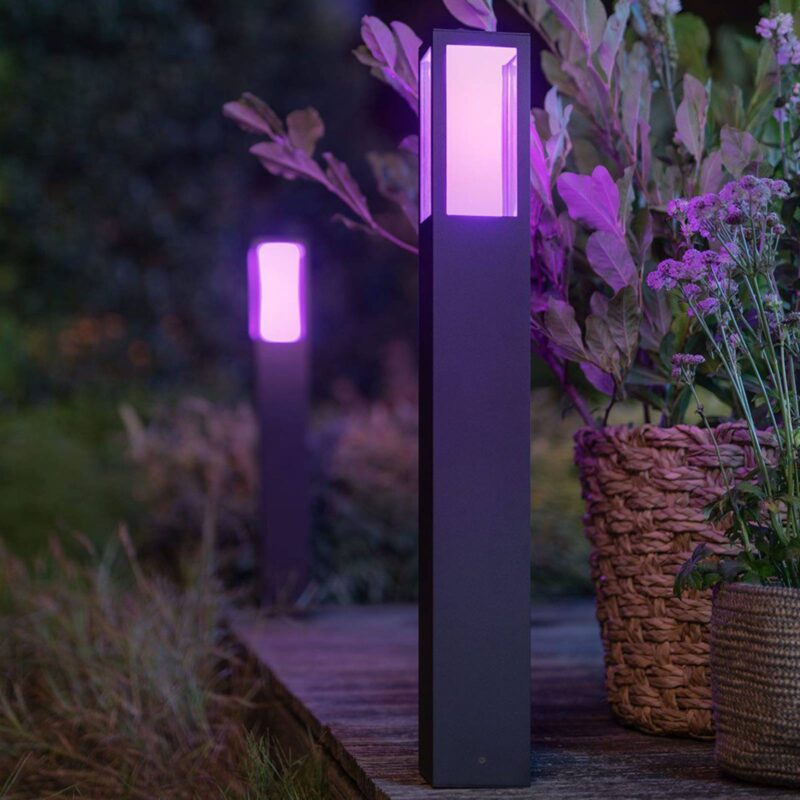 Levné svítidlo od značky Philips Hue černá/bílá hliník/sklo