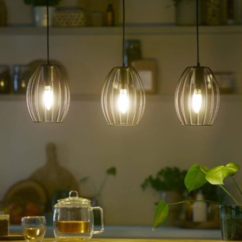 Levné svítidlo od značky Philips  plast
