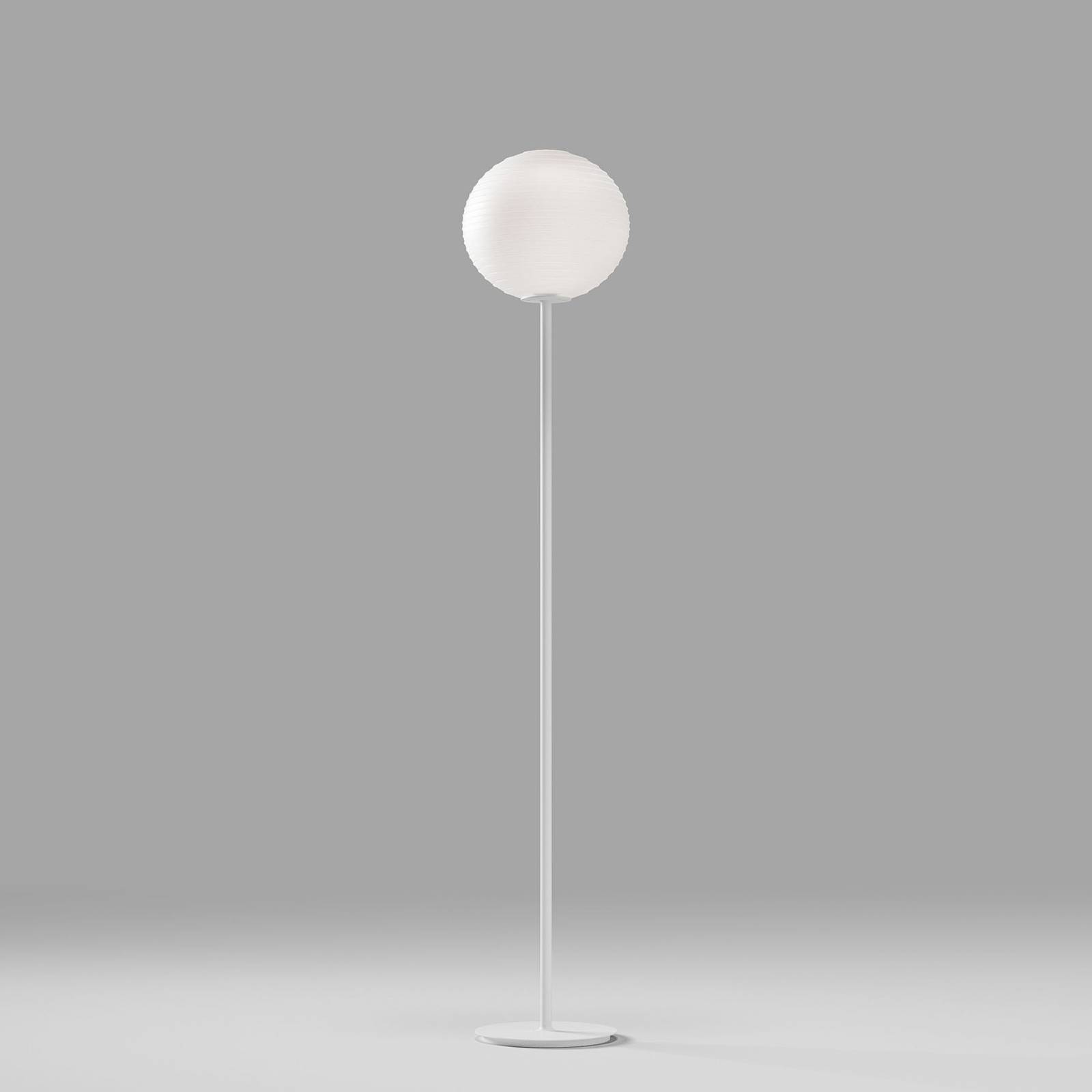 Levné světlo Rotaliana Flow Glass F2 stojací lampa Ø 33 cm Levné svítidlo od značky Rotaliana bílý matný Ocel/sklo