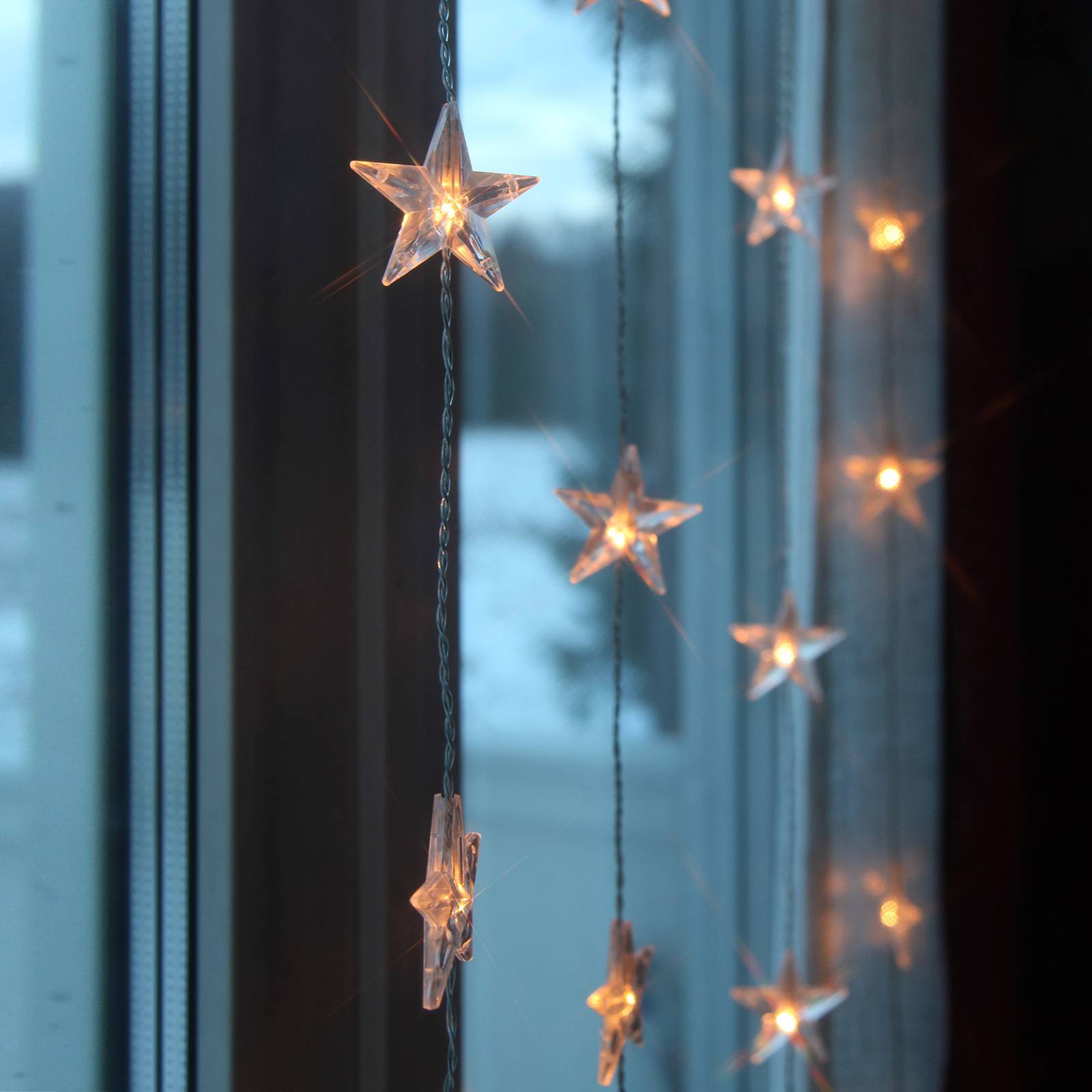 Levné světlo STAR TRADING LED světelný závěs Star 50 žárovek Levné svítidlo od značky STAR TRADING transparentní plast