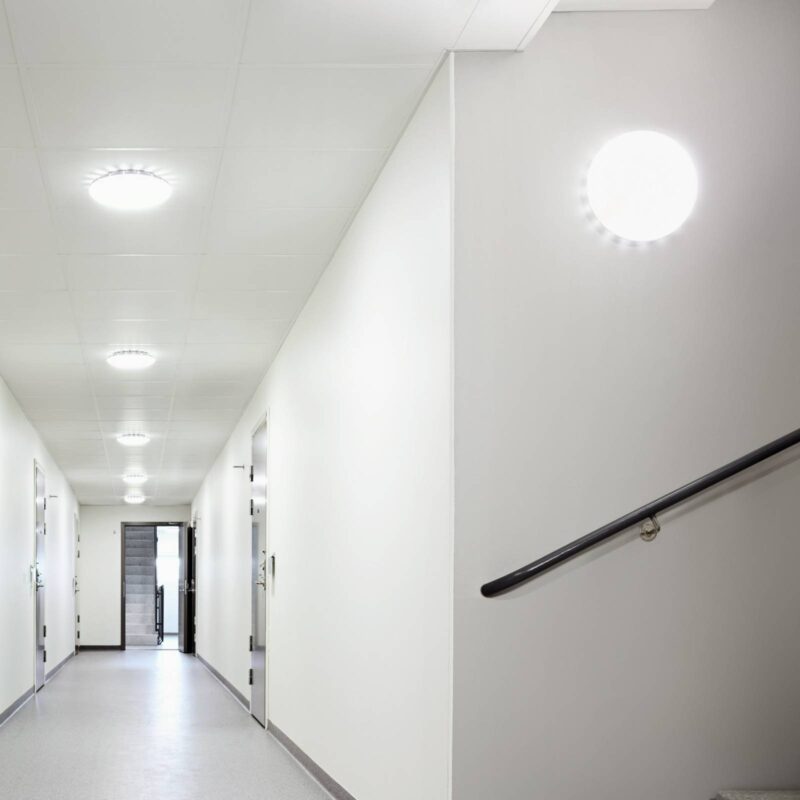 Levné svítidlo od značky STEINEL bílá hliník/plast