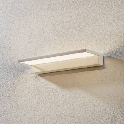 Levné svítidlo od značky Serien Lighting bílá hliník/sklo