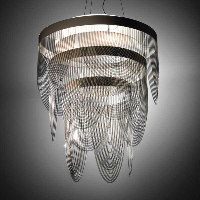 Levné svítidlo od značky Slamp kouřově šedá plast