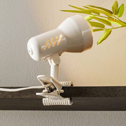 Levné svítidlo od značky TEMAR LIGHTING bílá ocel/plast