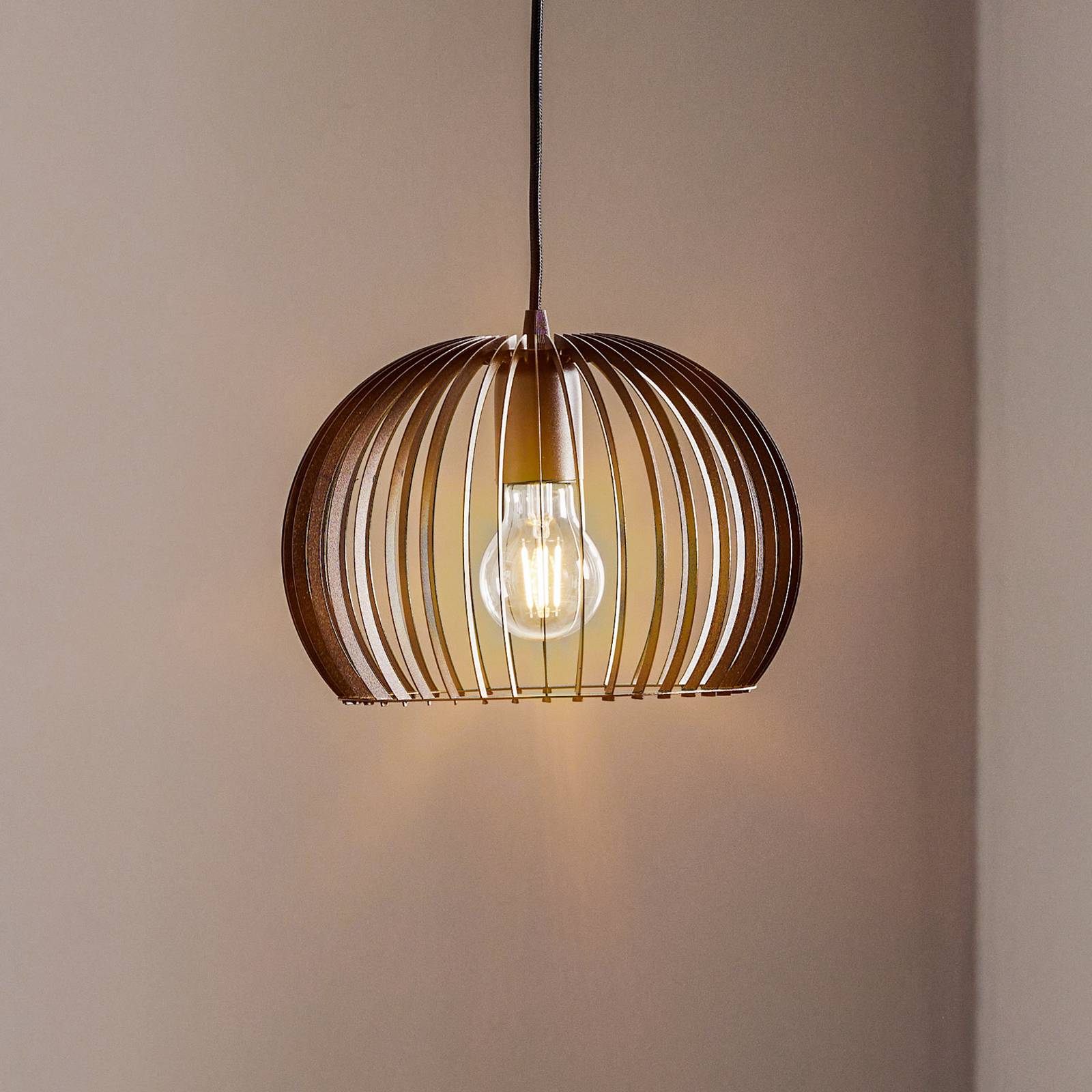 Levné světlo TEMAR LIGHTING Závěsné světlo Larus z černé oceli Levné svítidlo od značky TEMAR LIGHTING černá ocel