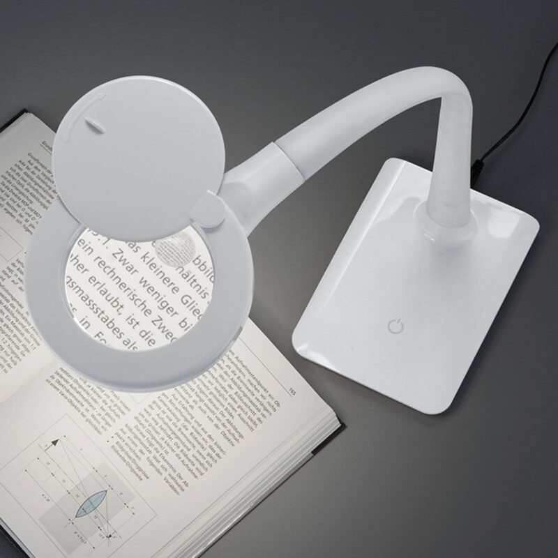 Levné svítidlo od značky Trio Lighting bílá plast