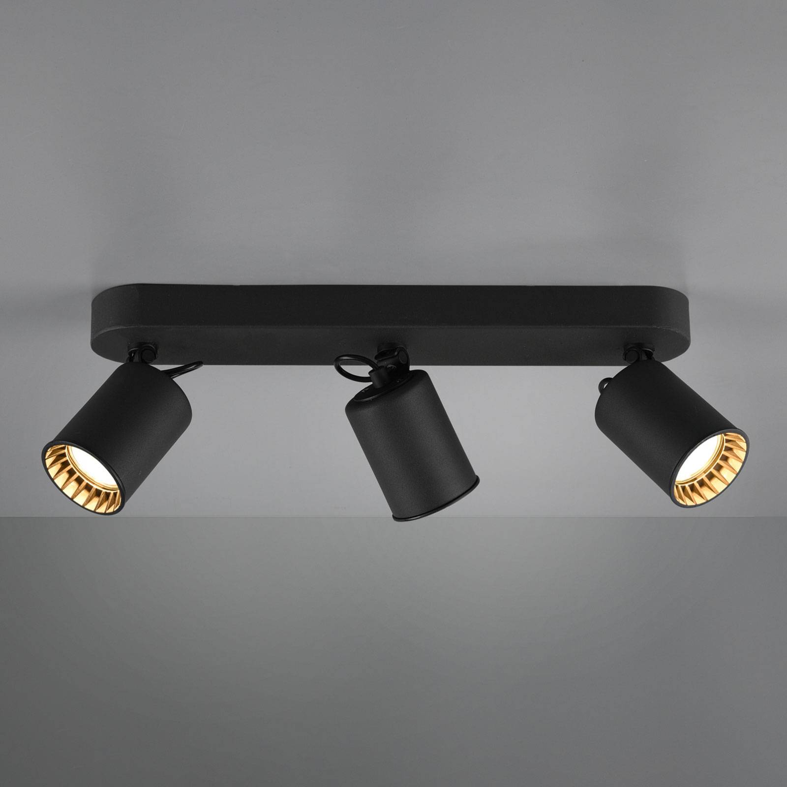 Levné světlo Trio Lighting Stropní světlo Pago Levné svítidlo od značky Trio Lighting černé kov/plast